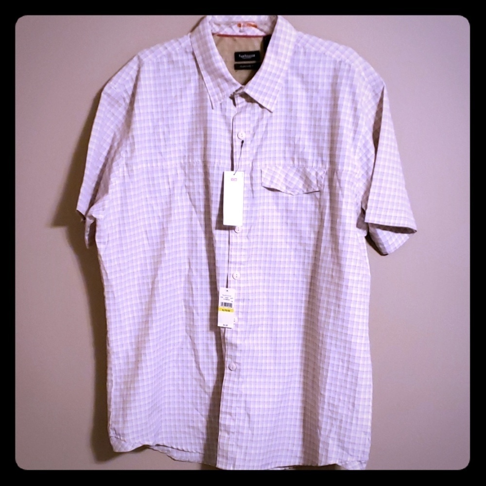 NWT vented outdoors short sleeve button up